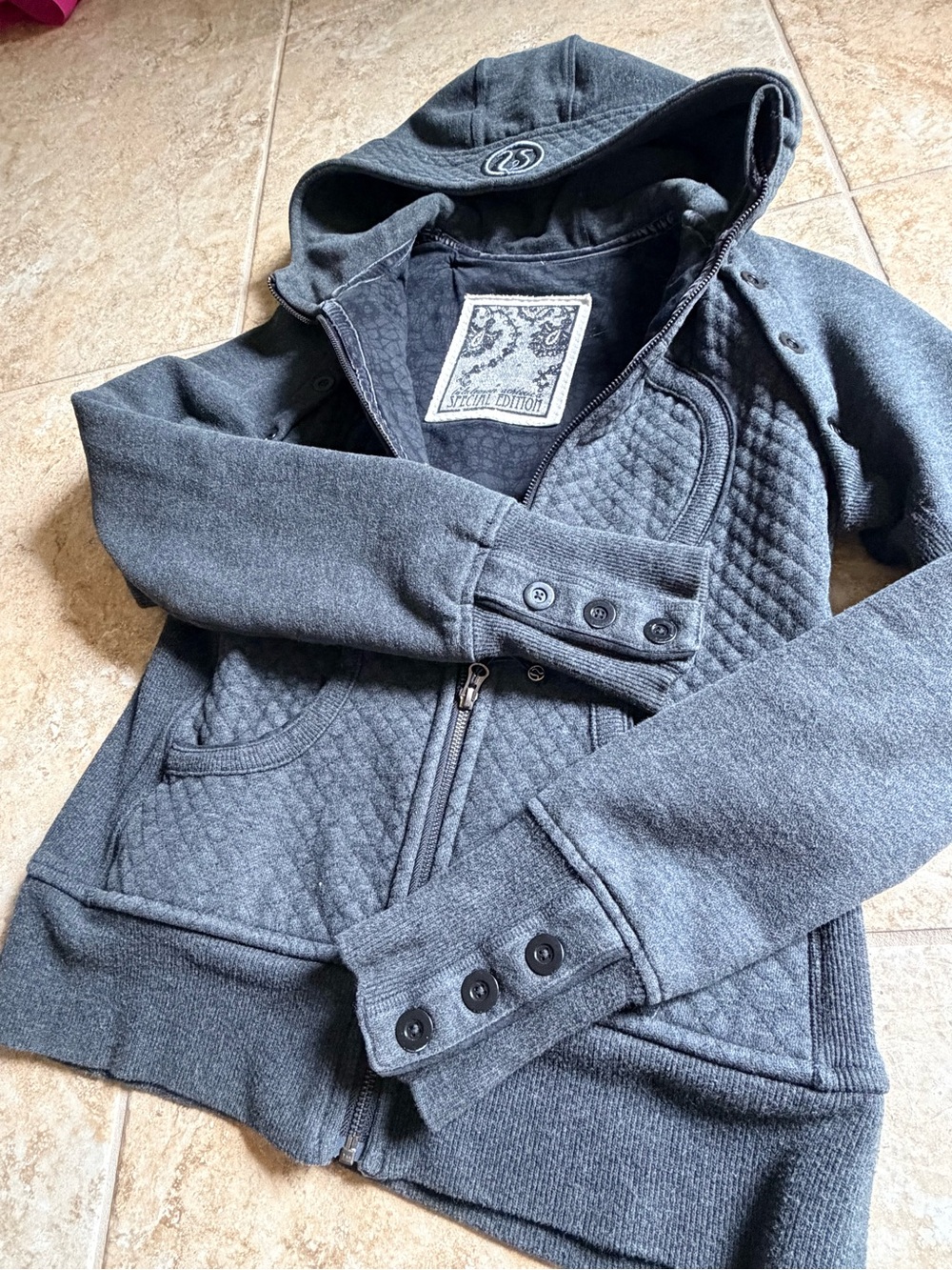 Vintage Lululemon Special Edition Button-Cuff, Quilted Scuba Hoodie